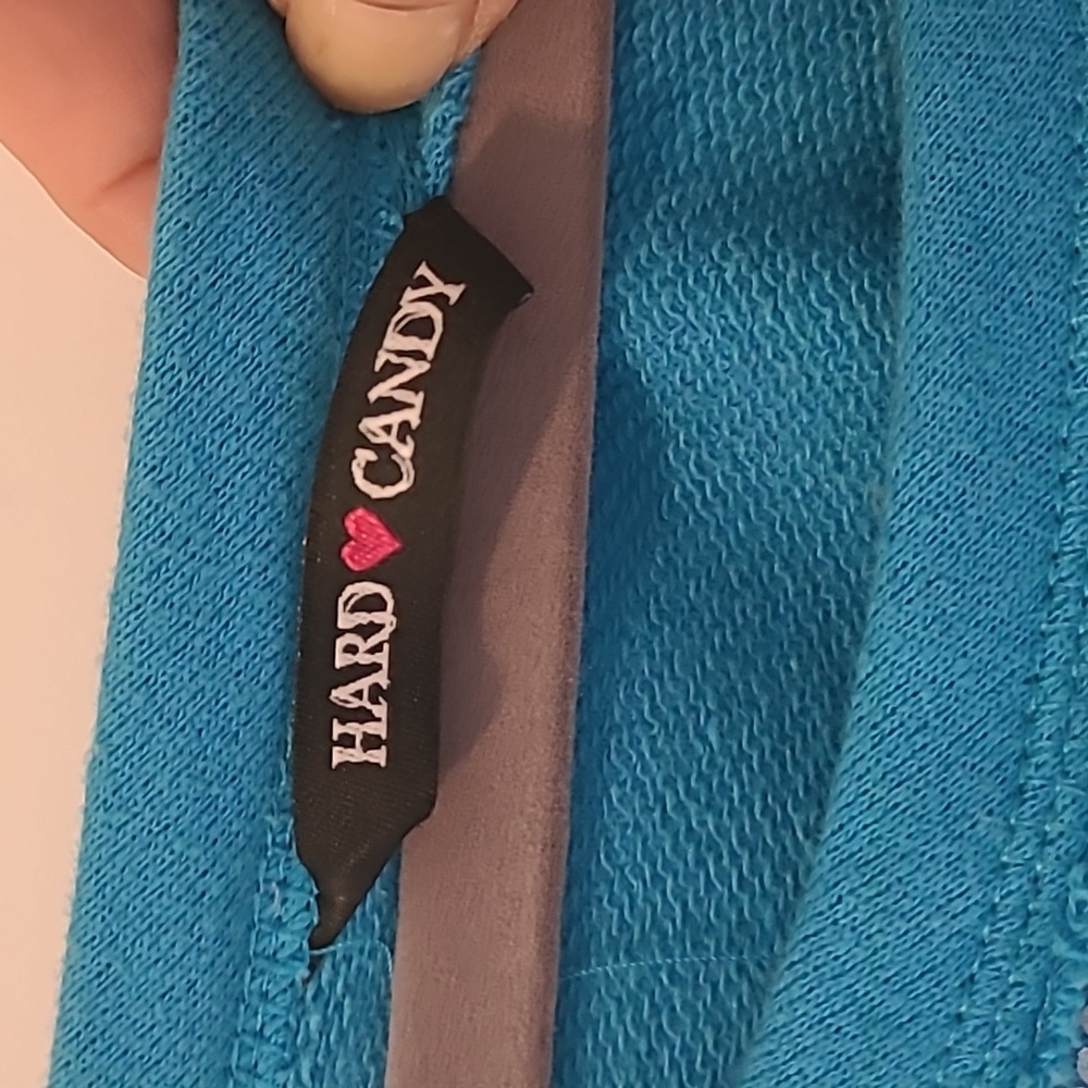 Shirt - Picture 2 of 4